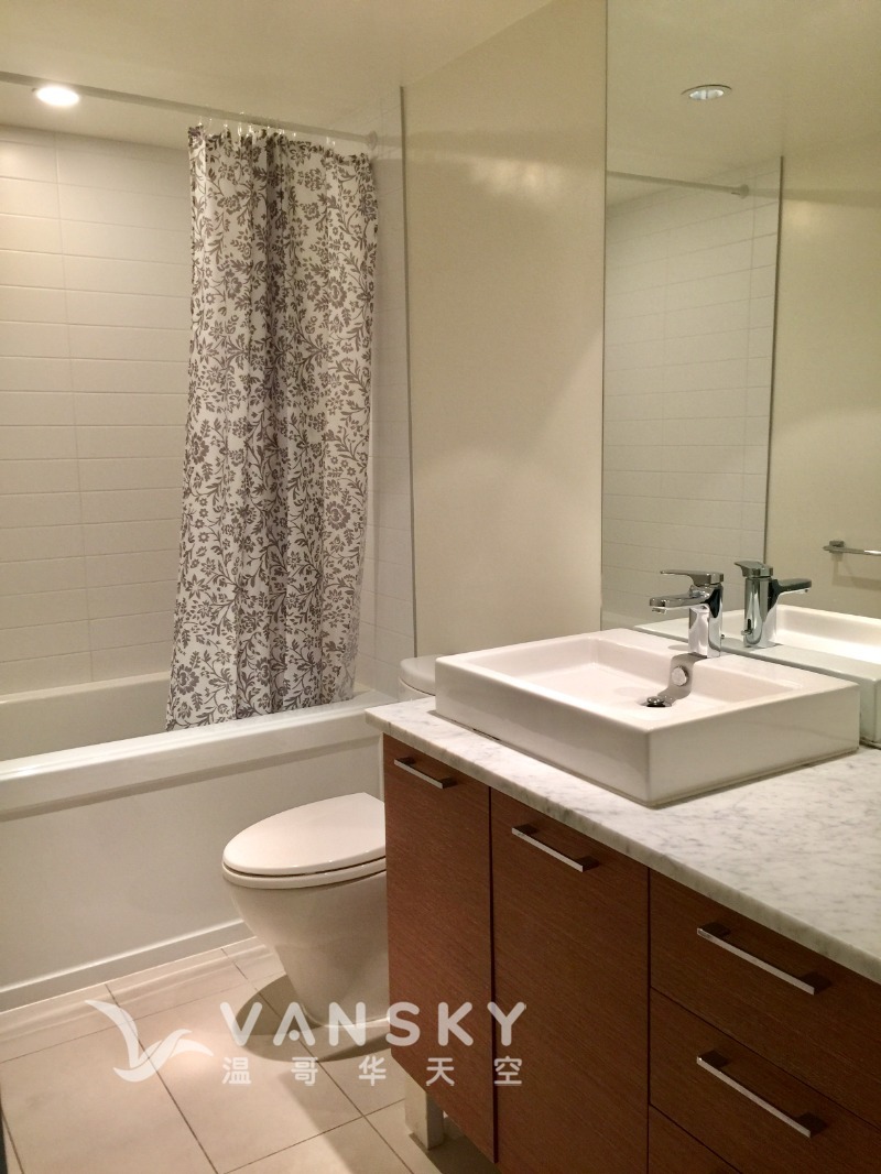 250616104227_second bathroom.jpg